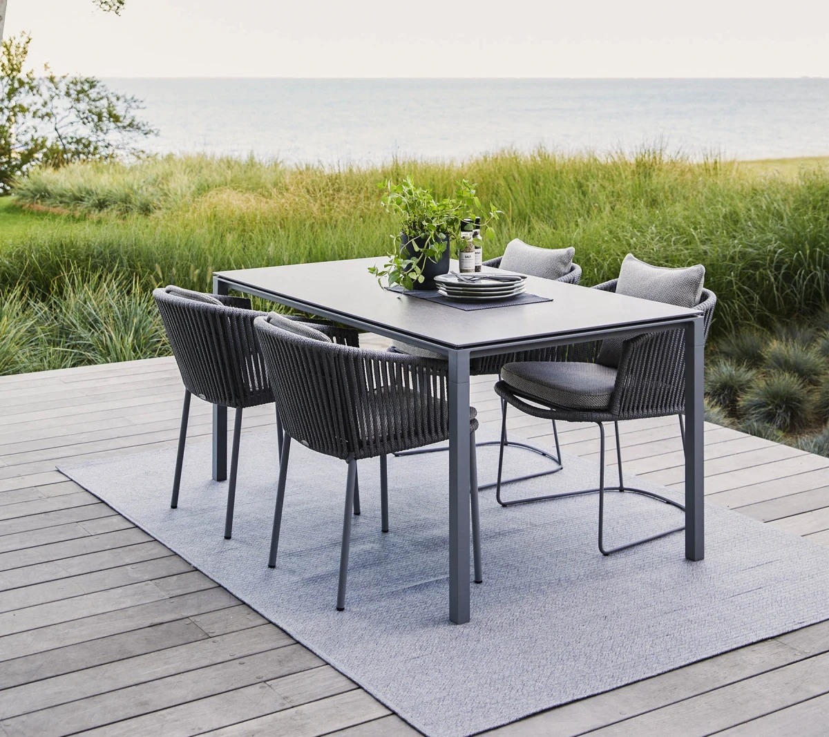 Pure dining table base, 150x90 cm