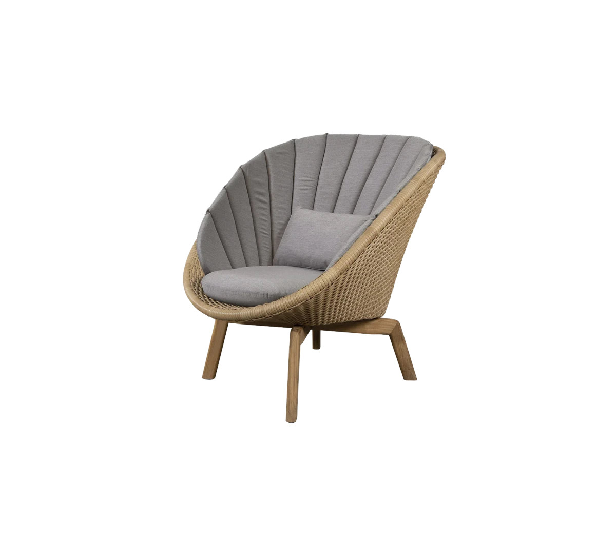 Peacock lounge chair w/teak legs