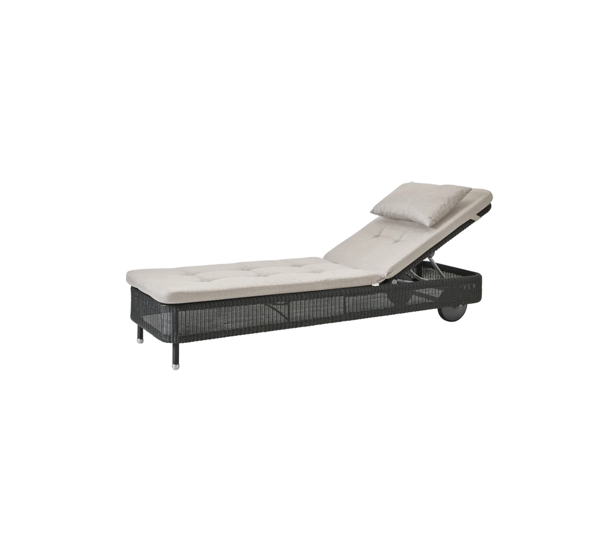 Presley sunbed