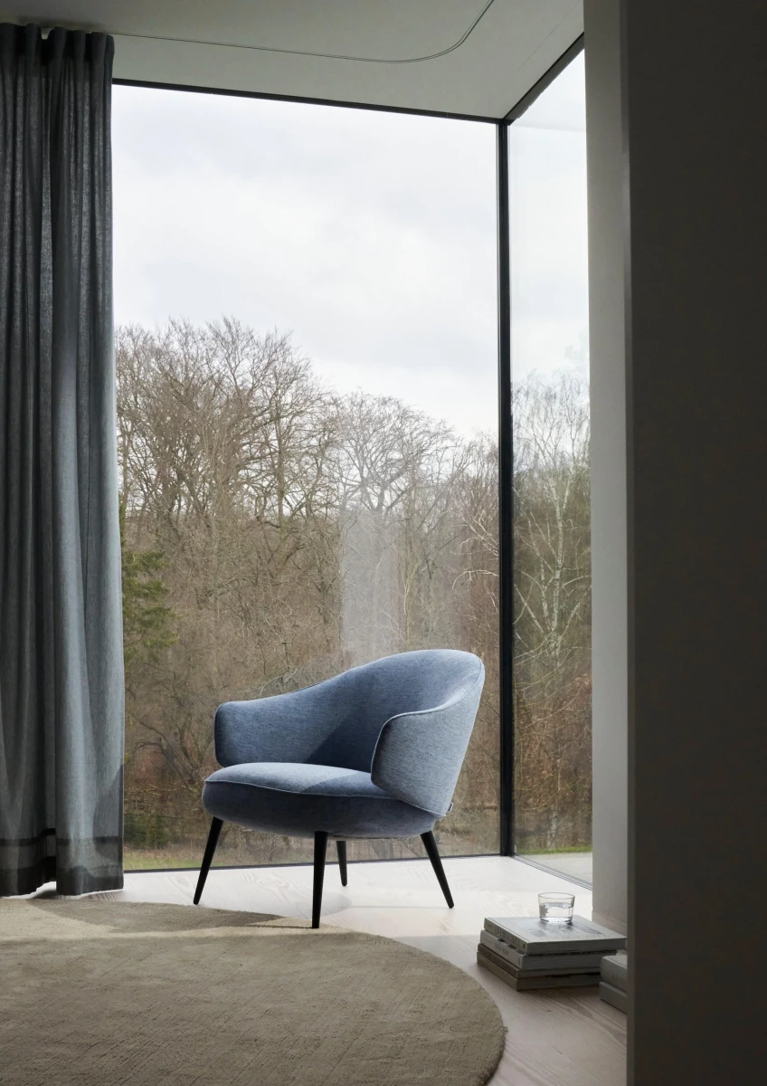 Charlotte armchair