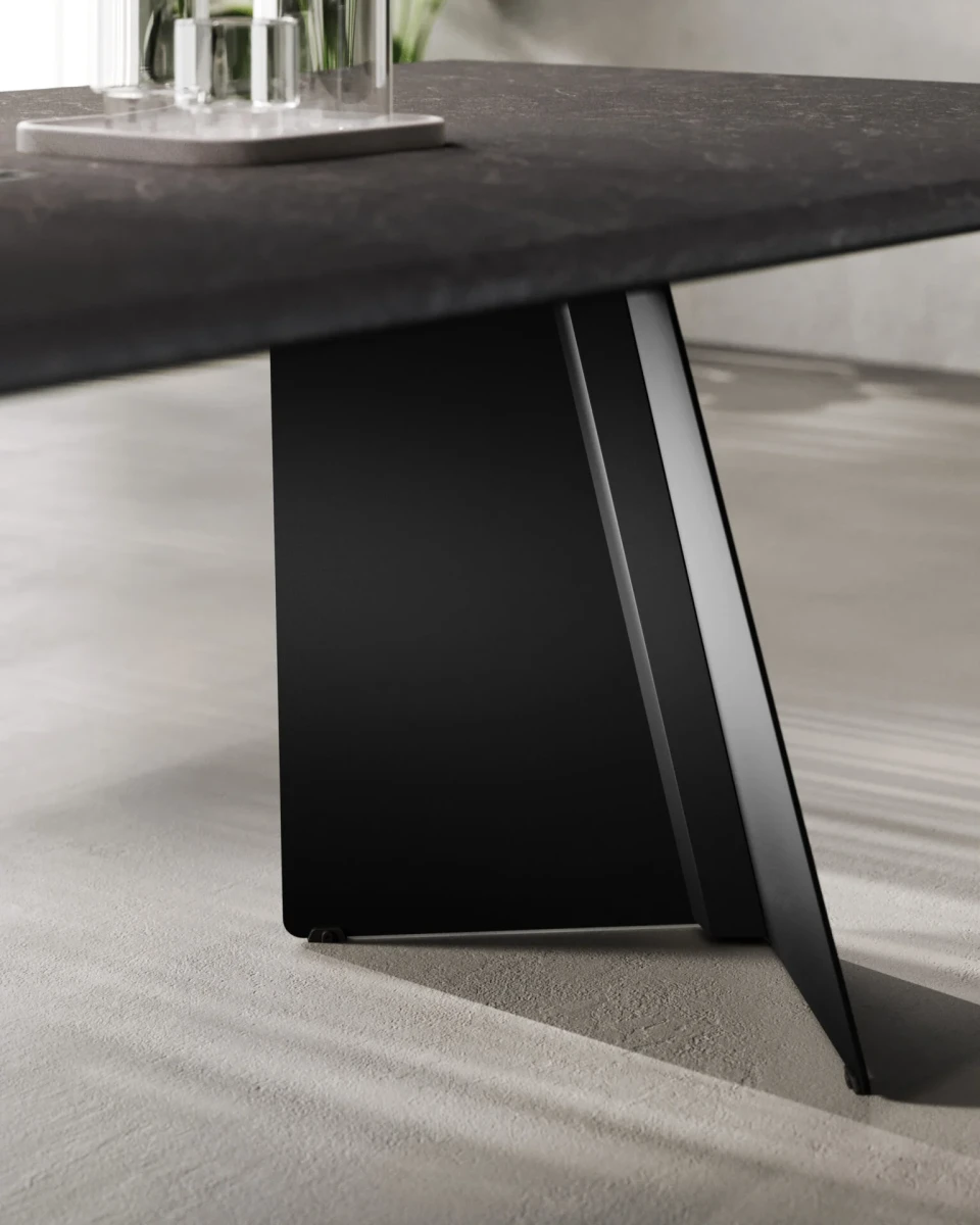 MONOLITH executive desk