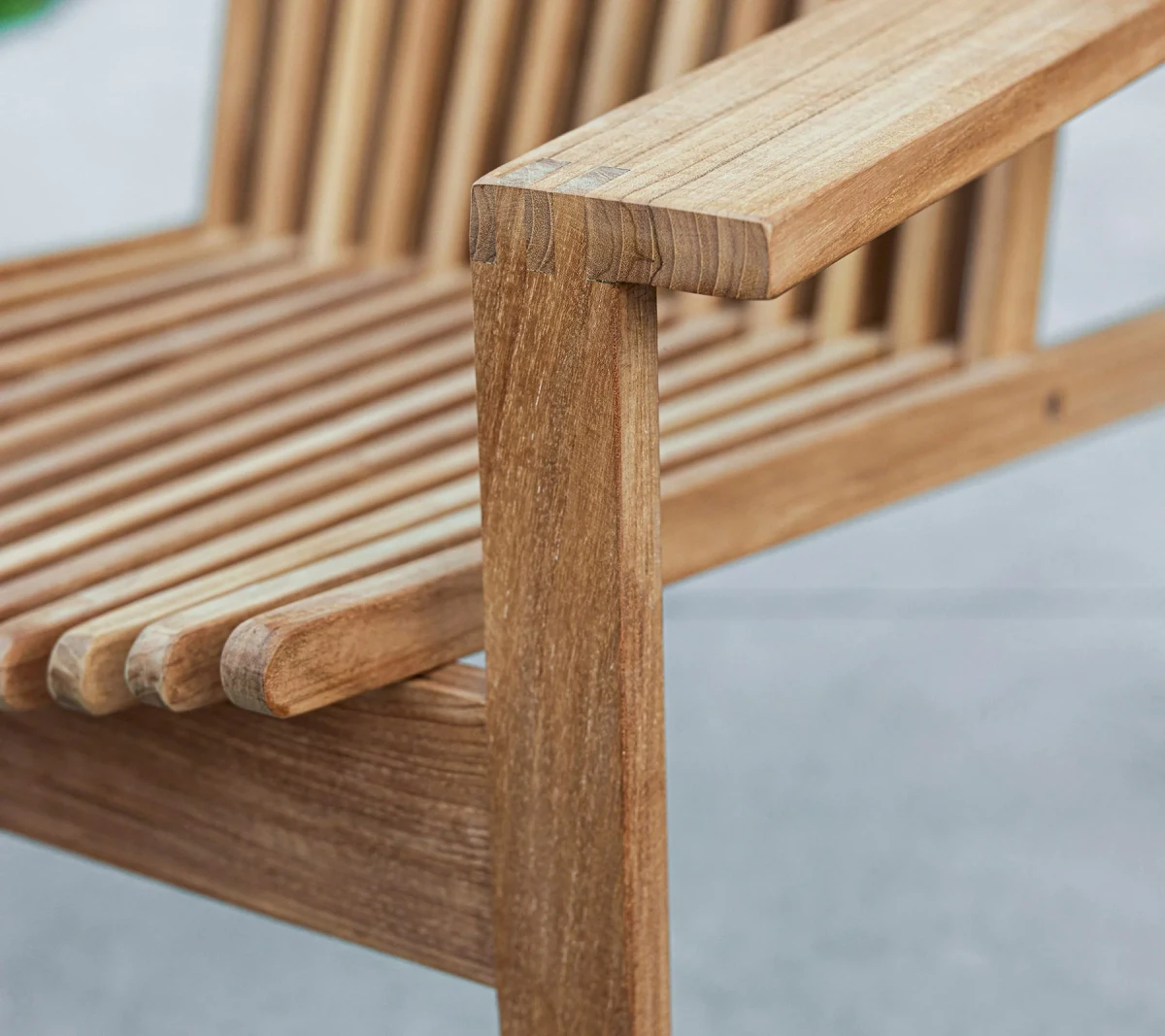 Amaze lounge chair, stackable