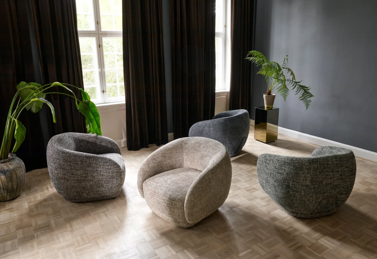 Bolzano armchair