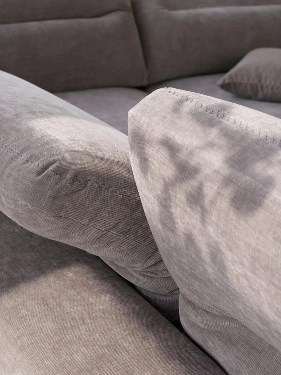Hampton sofa with adjustable back and resting unit left side
