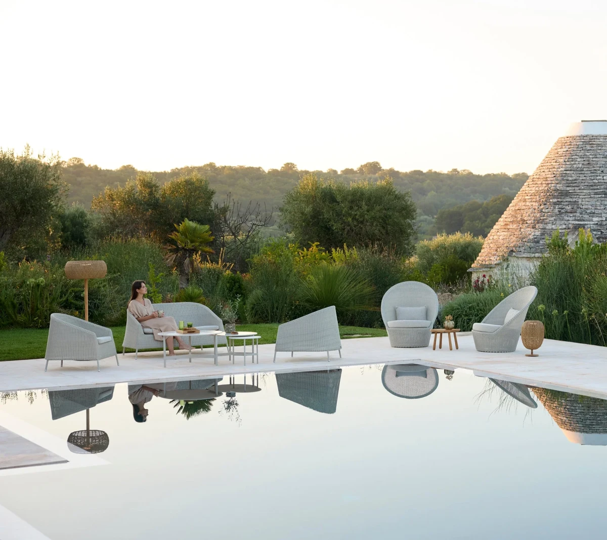 Kingston lounge chair, stackable