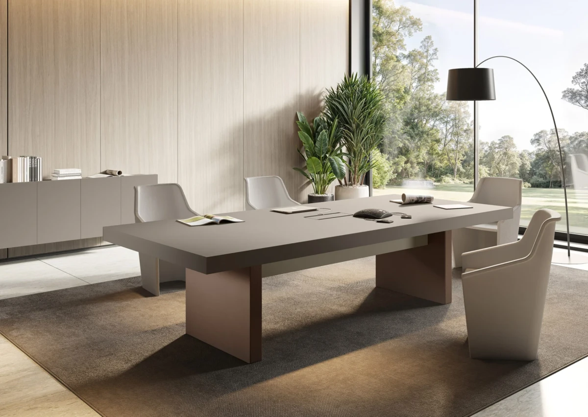 JERA executive desk