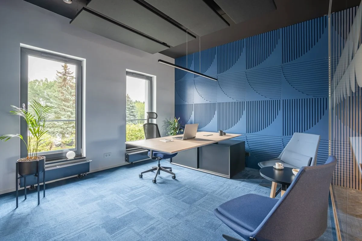 GRAVITY executive desk
