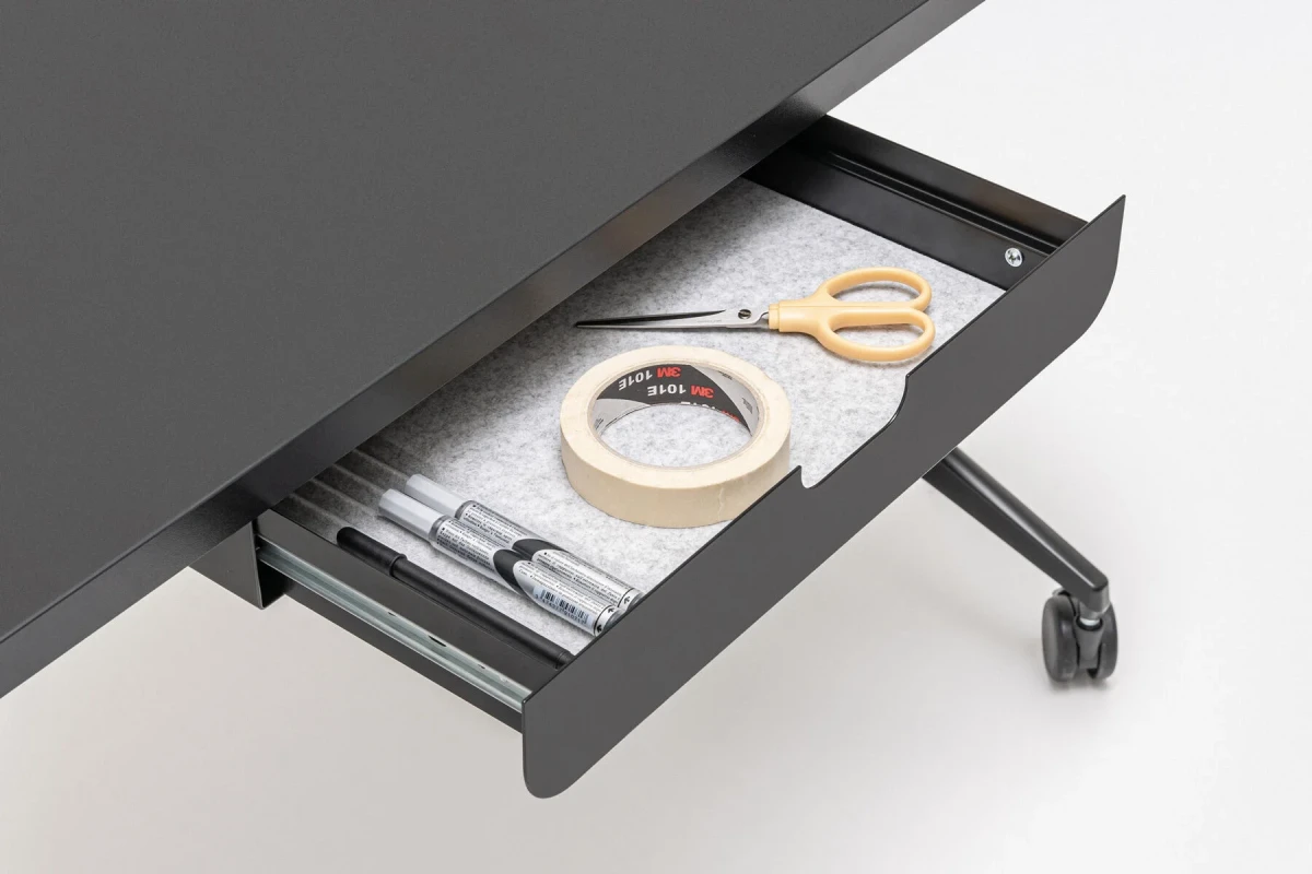 OGI ONE desk