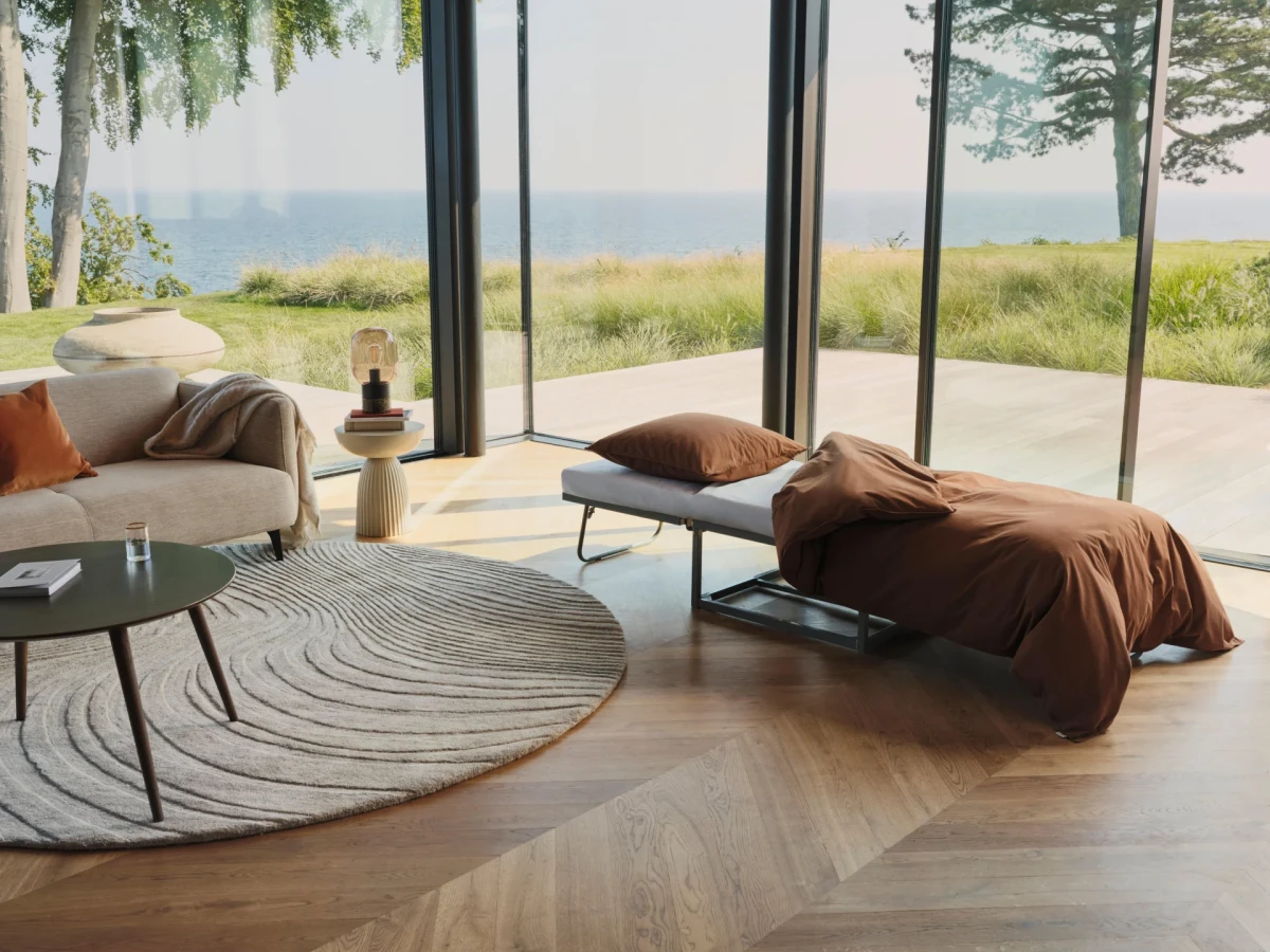Xtra footstool with sleeping function
