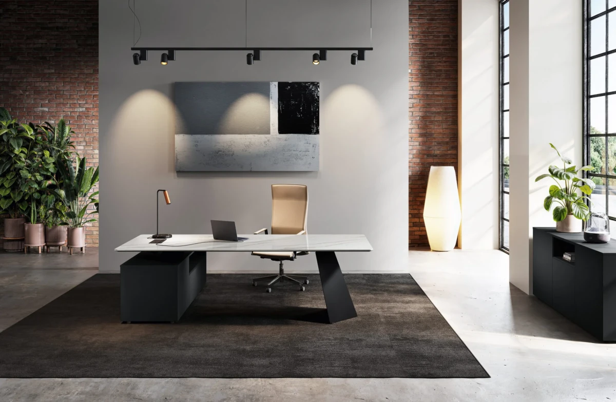 MONOLITH executive desk