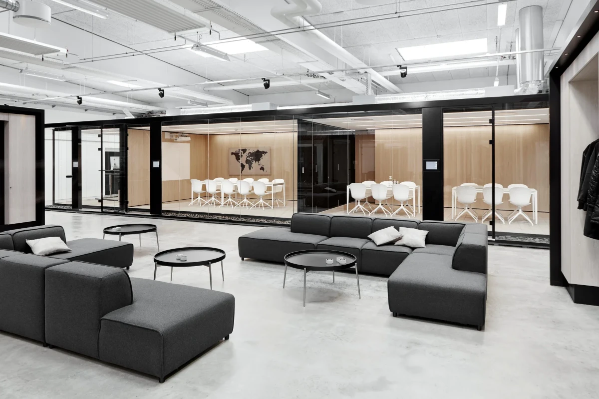 Torino conference/dining table