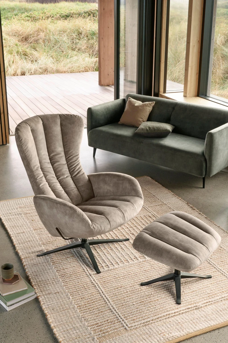 Tilburg footstool