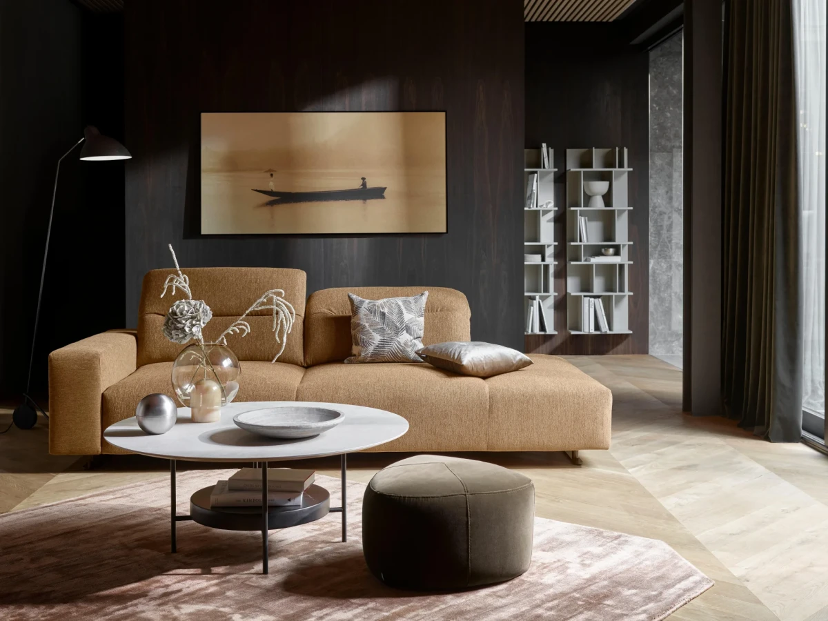 Hampton sofa with adjustable back and resting unit left side