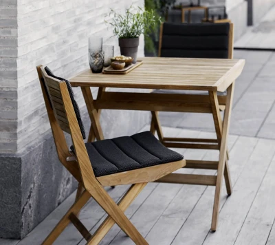 Flip folding chair seat/back cushion