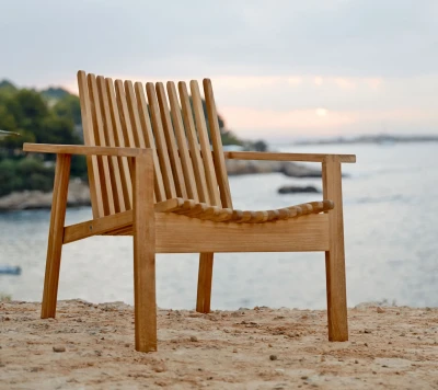 Amaze lounge chair, stackable